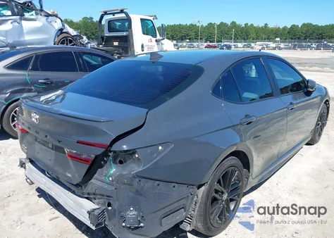 2025 Toyota Camry Se z USA, uszkodzony, nr VIN 4T1DAACKXSU524698